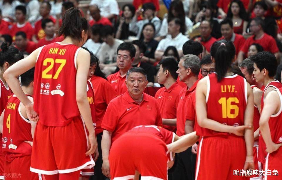 开云体育入口-宫鲁鸣谈双塔组合：进攻端效果很好防守漏洞尽快弥补(亚洲之子教育部部长攻略)